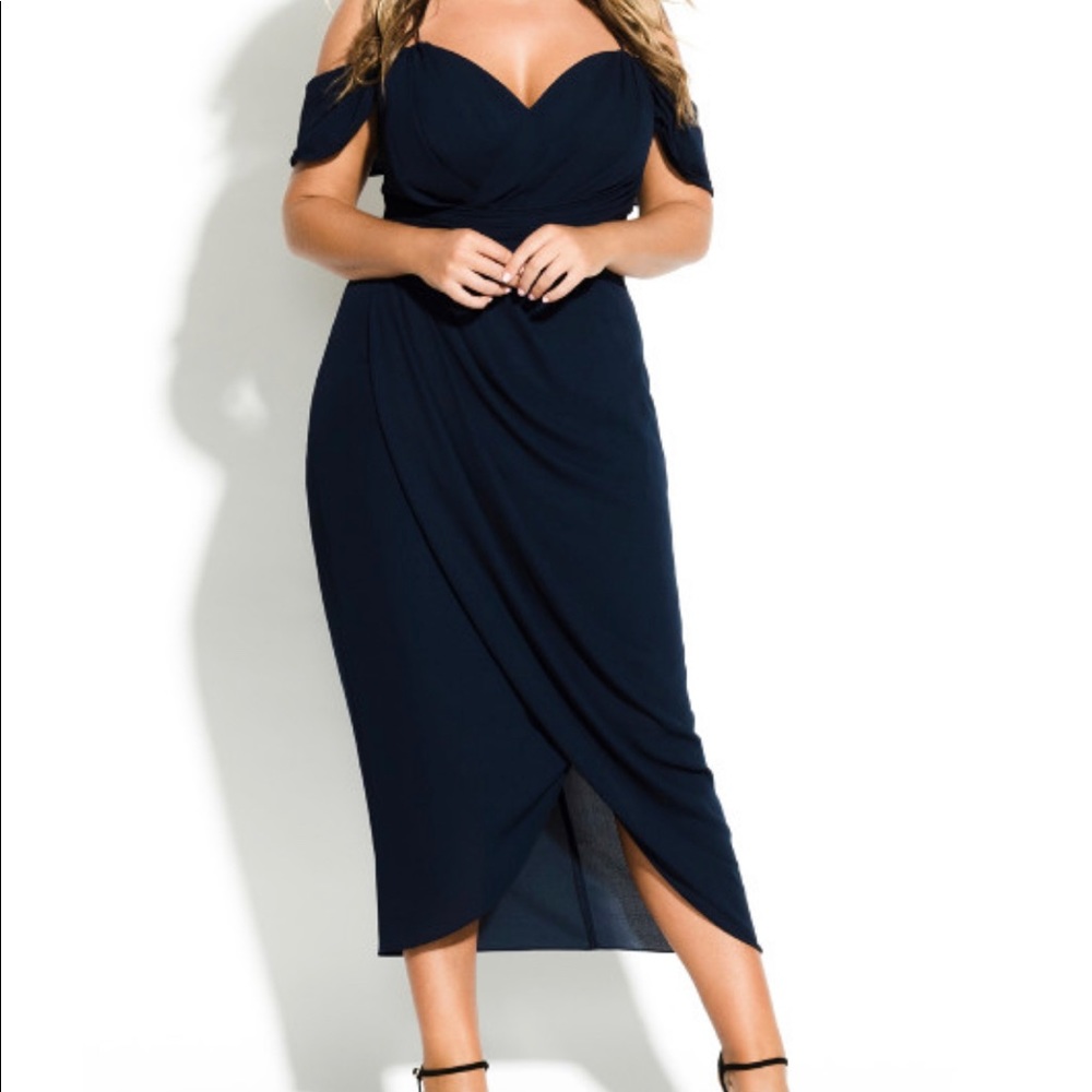 City Chic Entwine Maxi Dress - Navy S/16